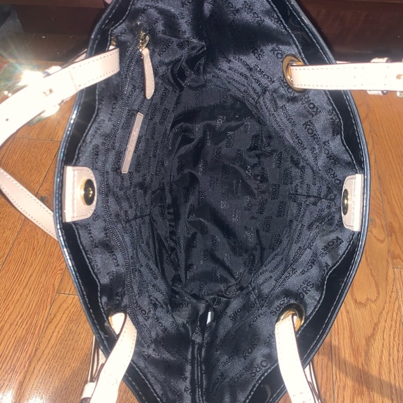 MICHAEL KORS PURSE - Picture 3 of 5